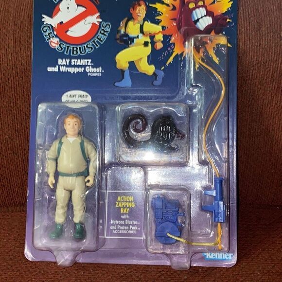 The Real Ghostbusters 2020 Kenner Retro Ray Stantz and Wrapper Ghost Figure NEW - Picture 2 of 3